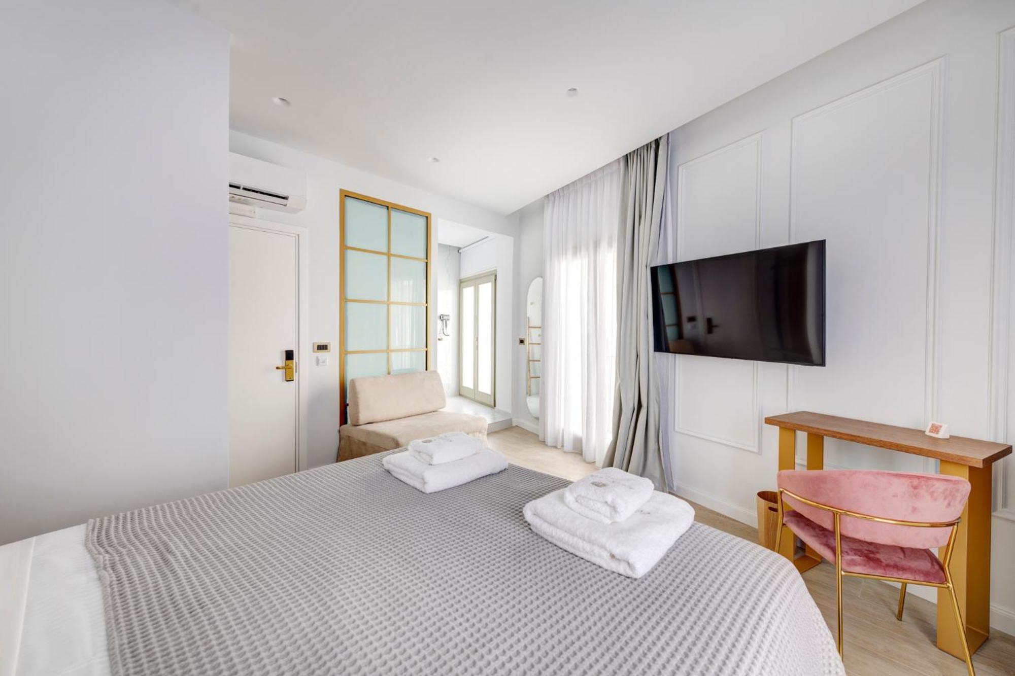 Eclectic Syros Bed & Breakfast Ermoupoli Exterior photo