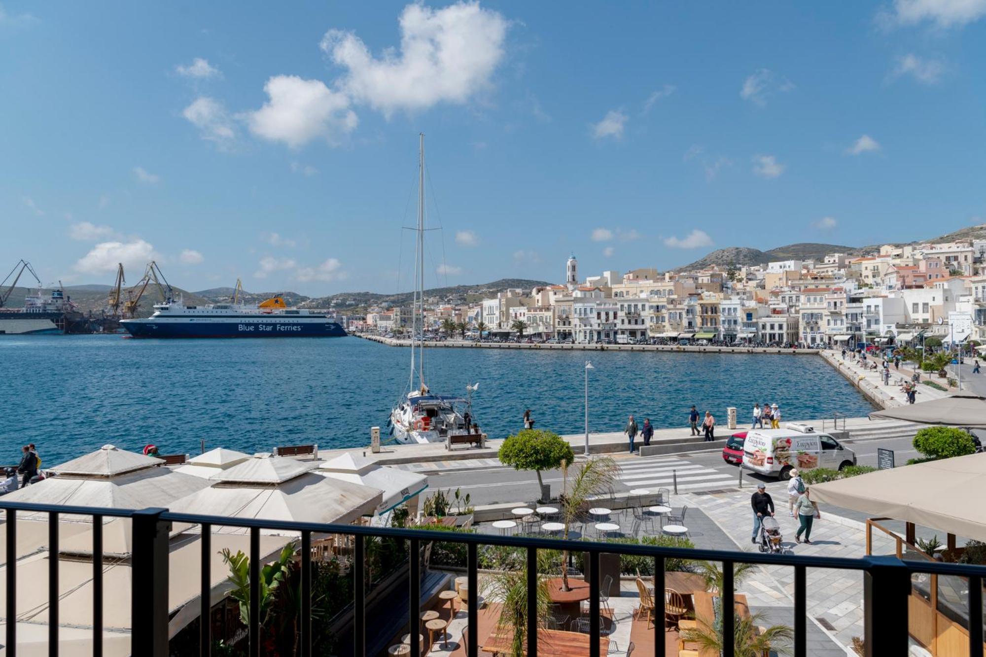Eclectic Syros Bed & Breakfast Ermoupoli Exterior photo