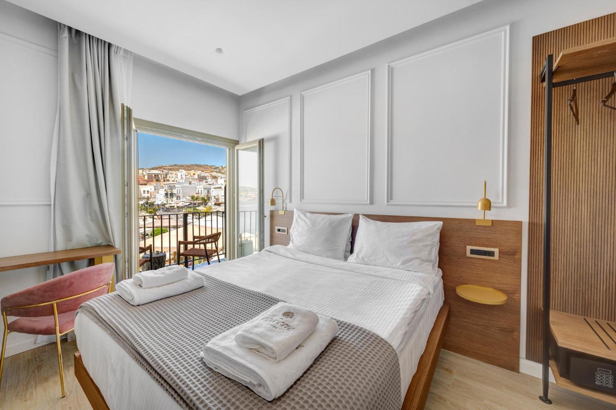 Eclectic Syros Bed & Breakfast Ermoupoli Exterior photo