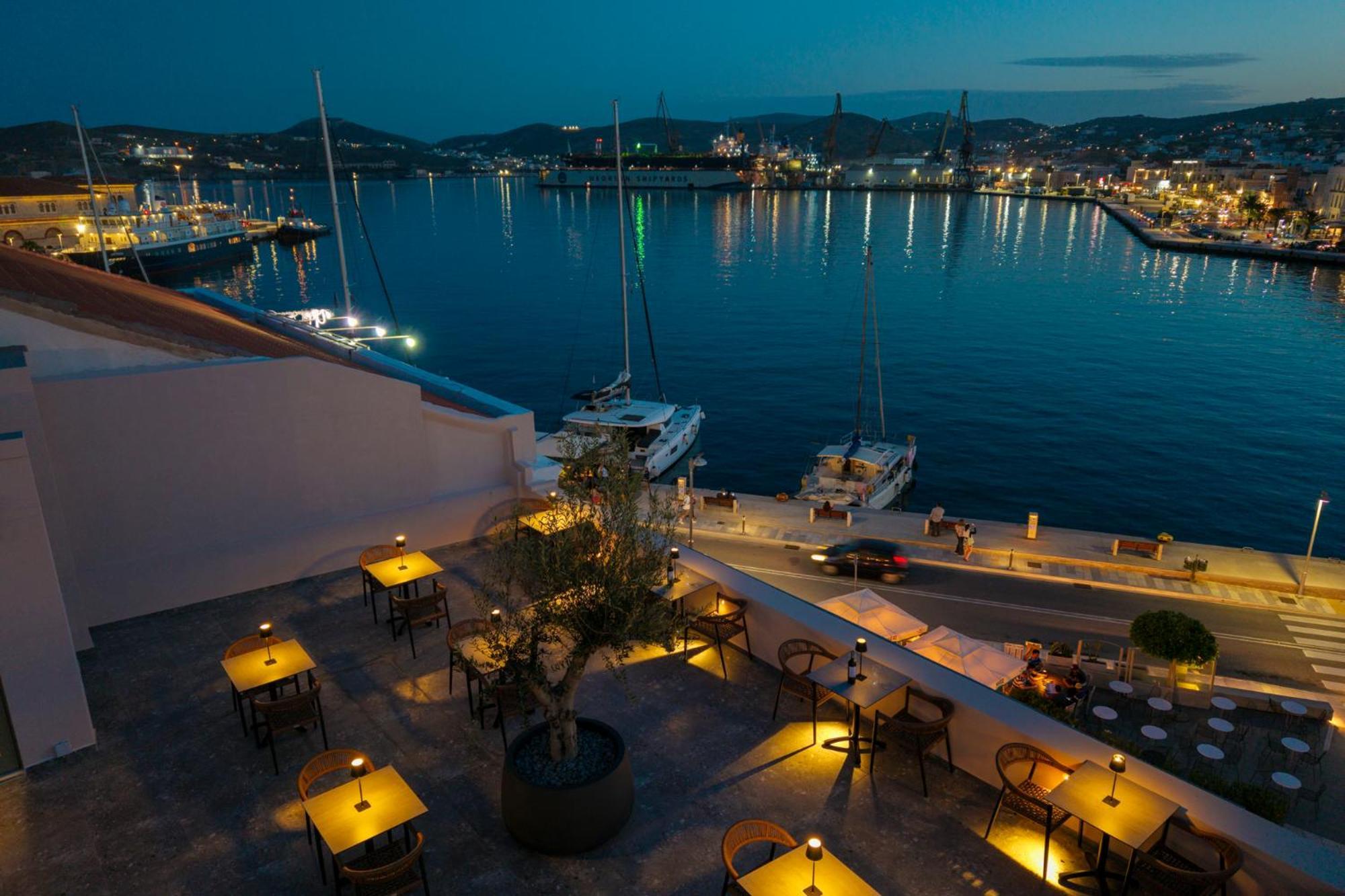 Eclectic Syros Bed & Breakfast Ermoupoli Exterior photo